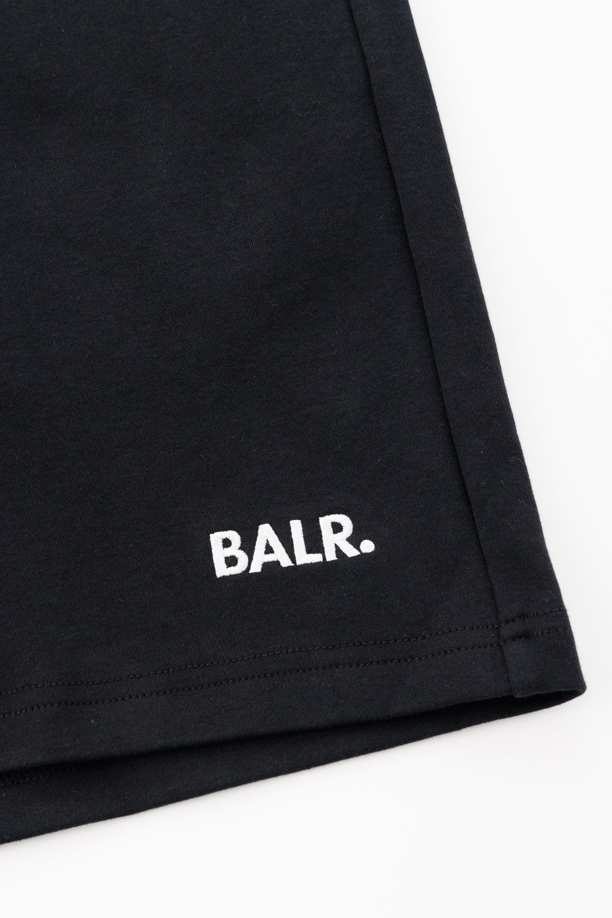 【日本限定】JP LOGO RELAX SHORTS - JET BLACK / WHITE