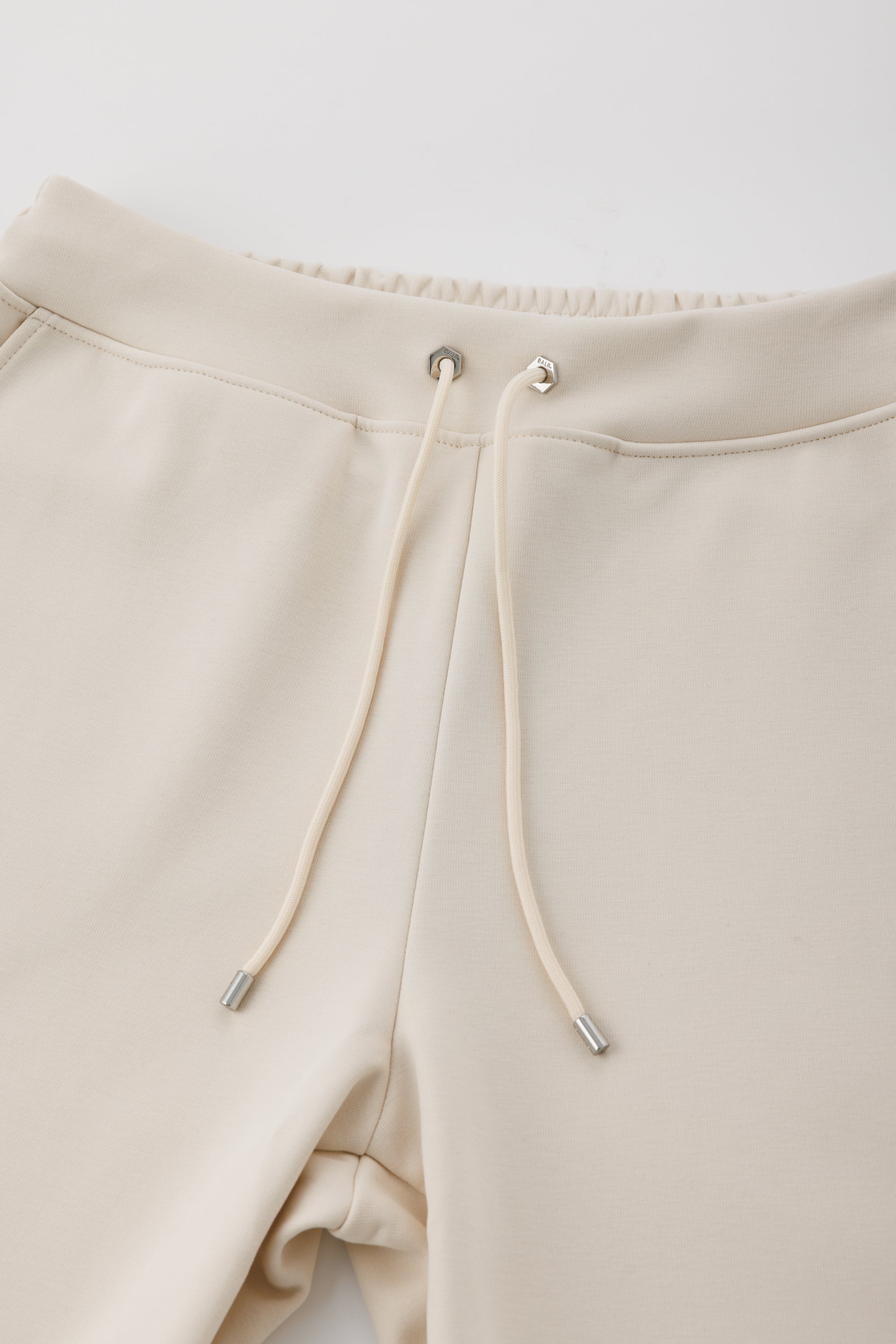 【日本限定】JP  Q SERIES PANEL SHORTS - WHITE SWAN