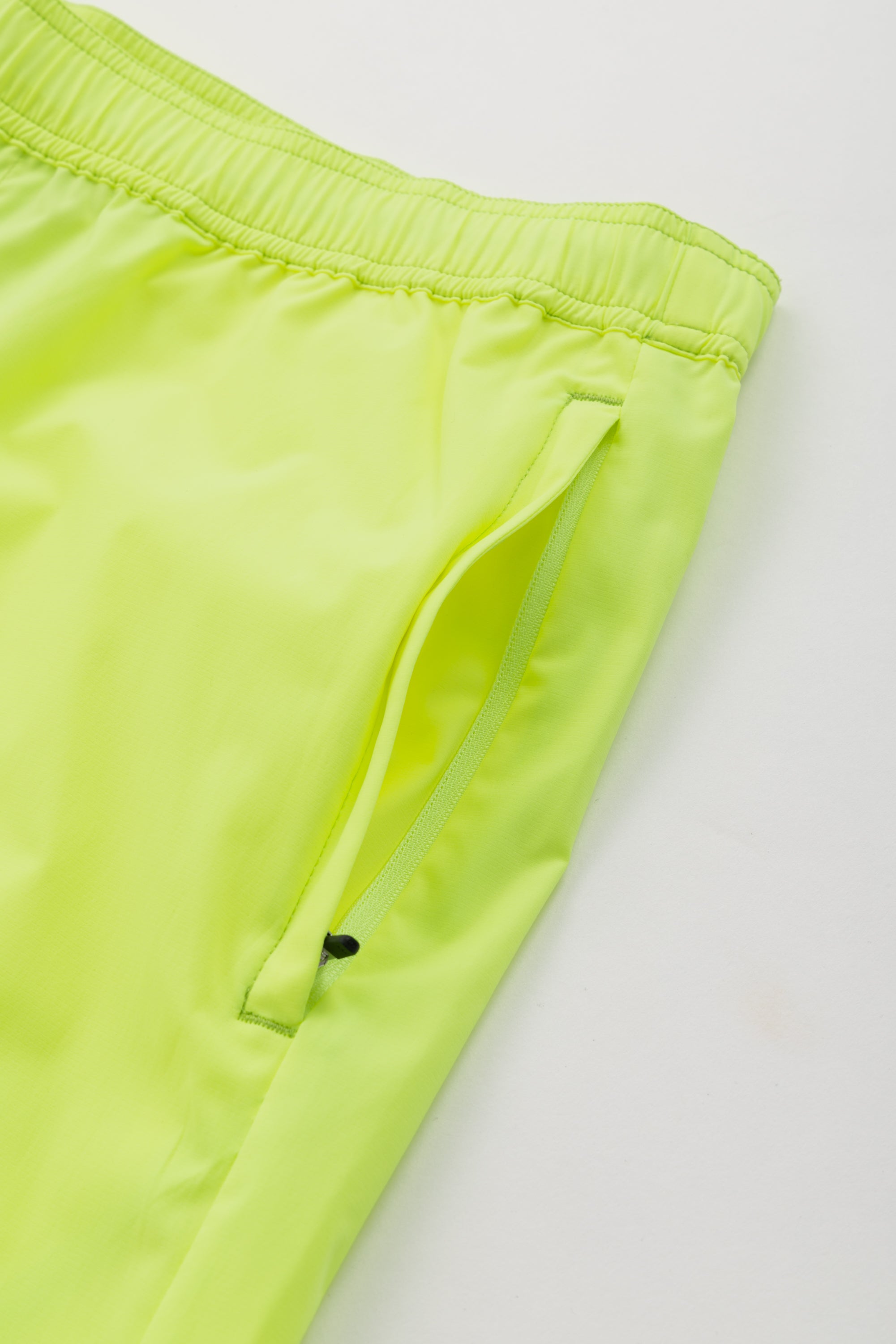 【日本限定】JP EASY SHORTS - BOLT