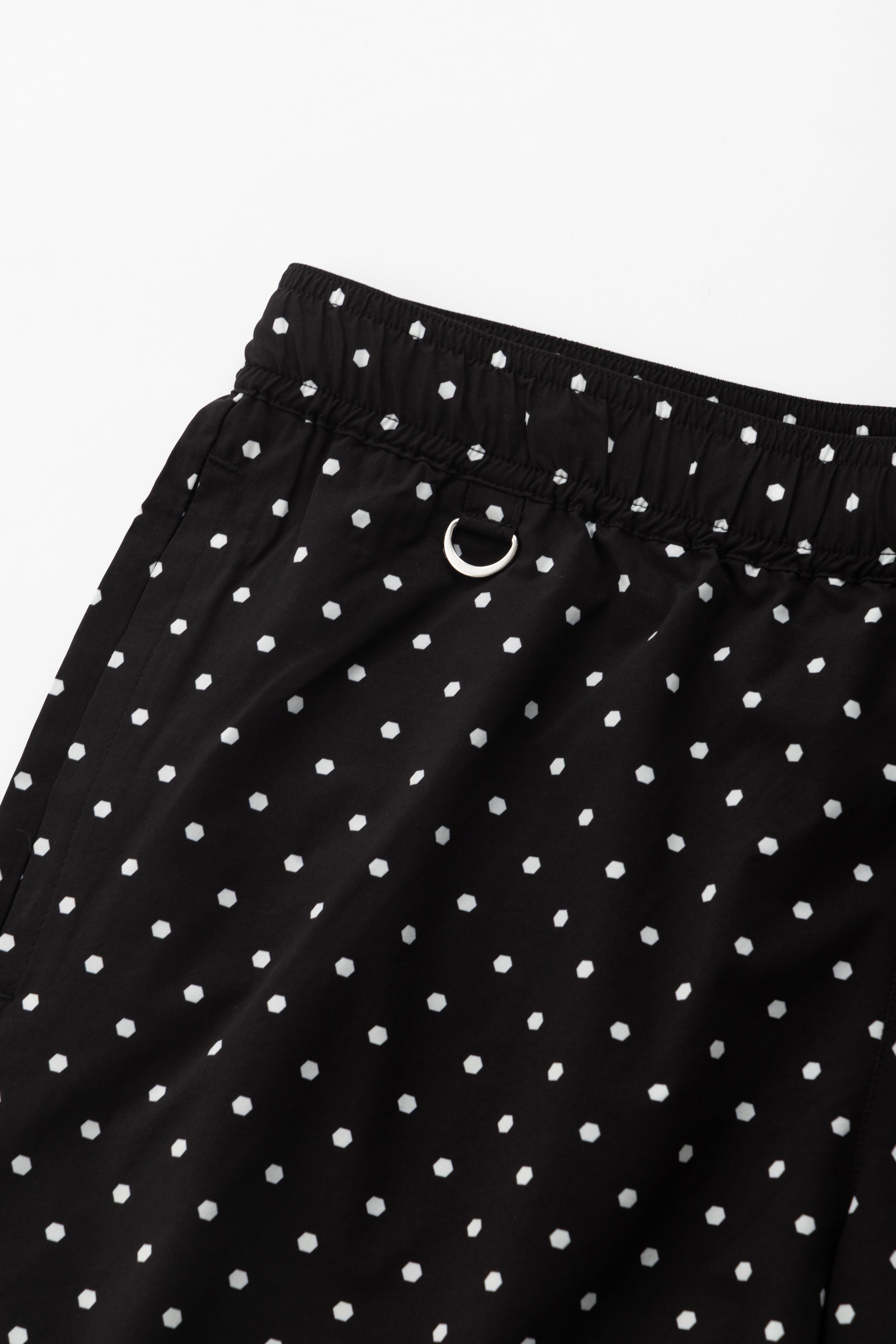 【日本限定】JP HEX SHORTS - BLACK
