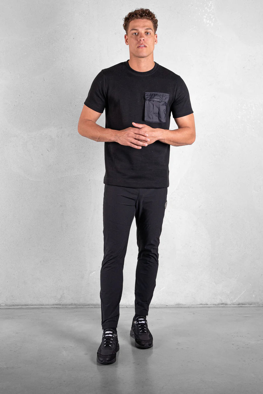 【残り1点/XLサイズ】Q-CARGO SERIES STRAIGHT T SHIRT JET BLACK