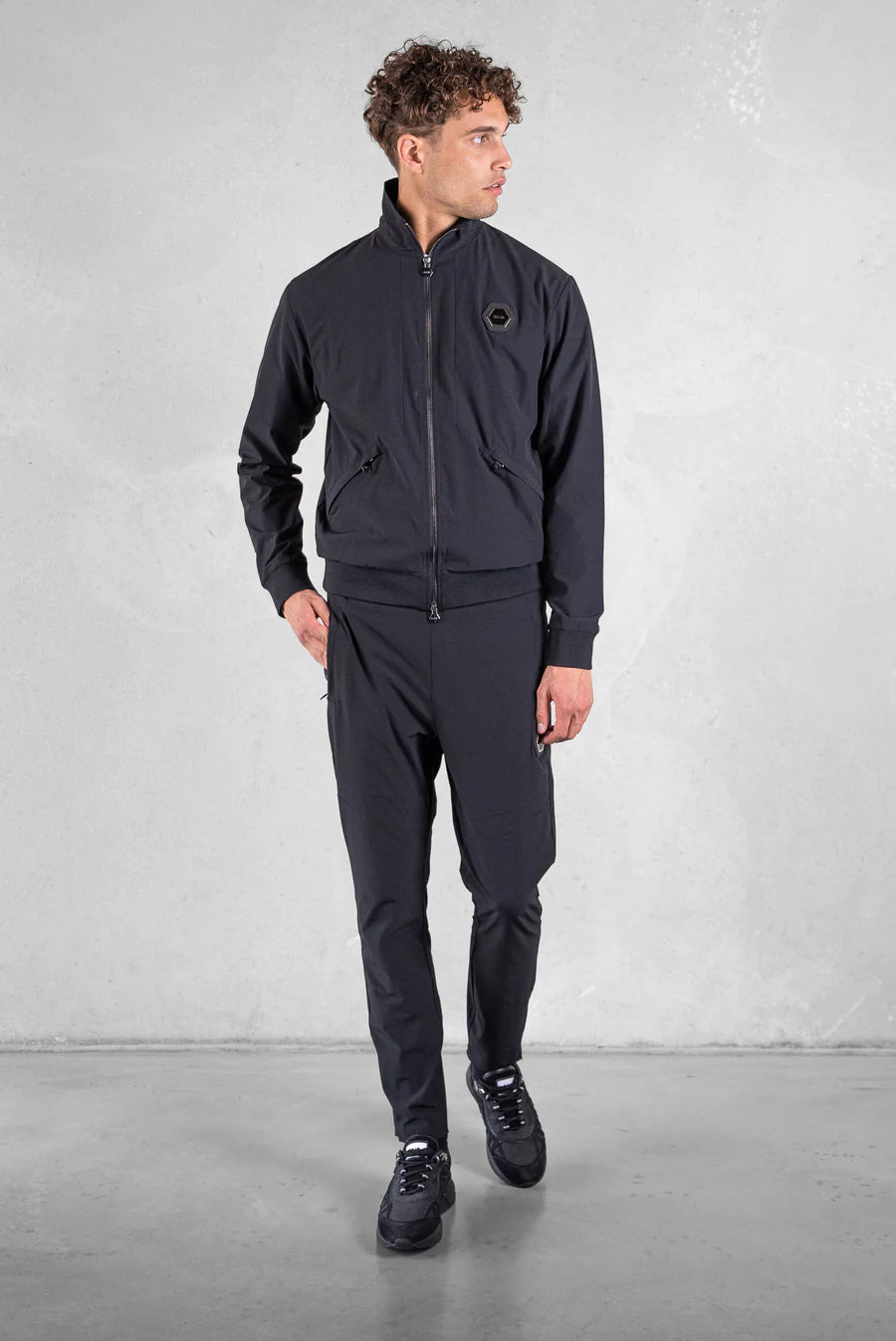 【残りSのみ】LOUIS SLIM RIPSTOP TRACK JACKET JET BLACK