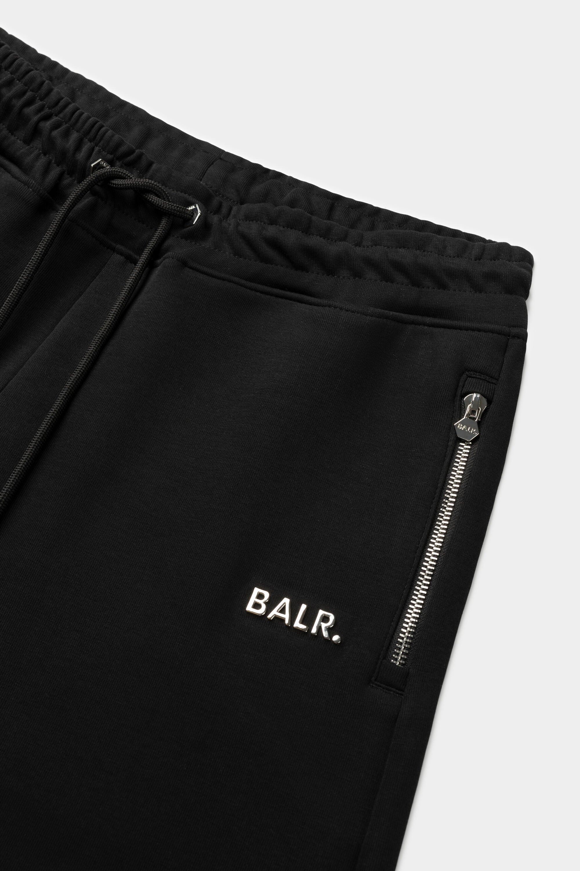 Q-SERIES REGULAR FIT SHORTS JET BLACK